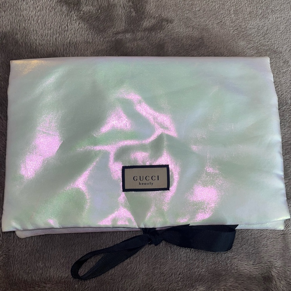 Gucci Beauty Iridescent White Pouch